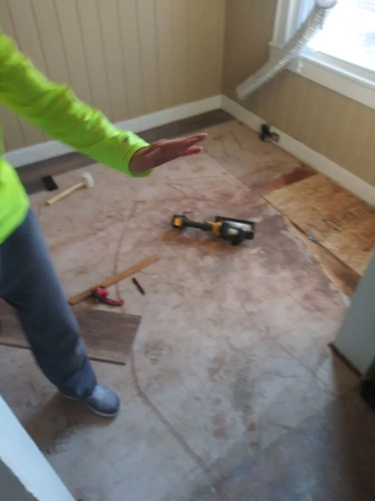 Slide of Shadowens Home Improvement