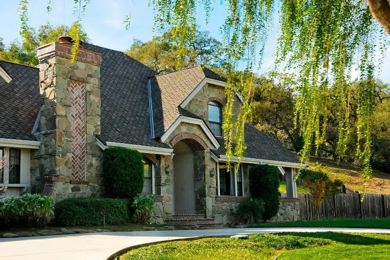 Slide of Shadowfax Roofing & Solar