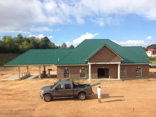 Shane Willis Construction & Metal Roofs Logo