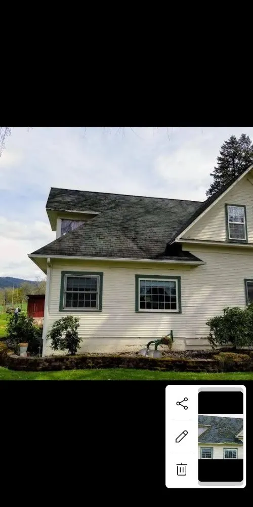 Licensed roof repair experts serving Oakland, OR - Shaw Exterior Solutions