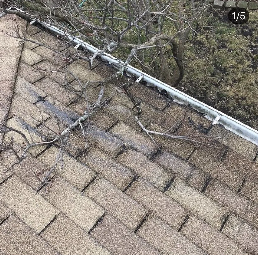 Slide of Shawns Roofing