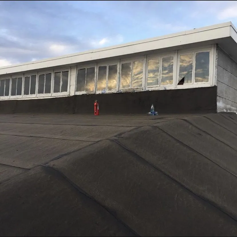 Slide of Shawns Roofing