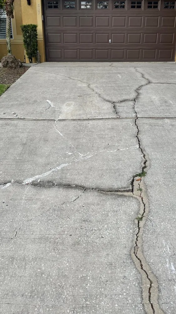 Slide of Sheegog Contracting