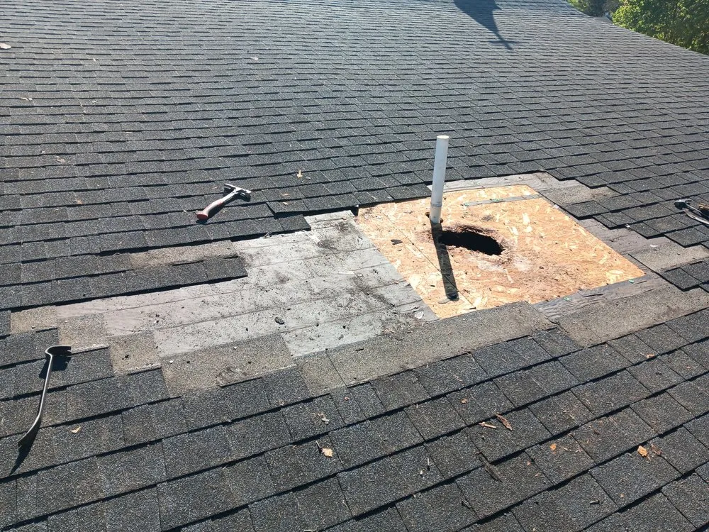 Expert residential roofing service in Bunker Hill, WV - Sherlock Homes And Wattson Electric