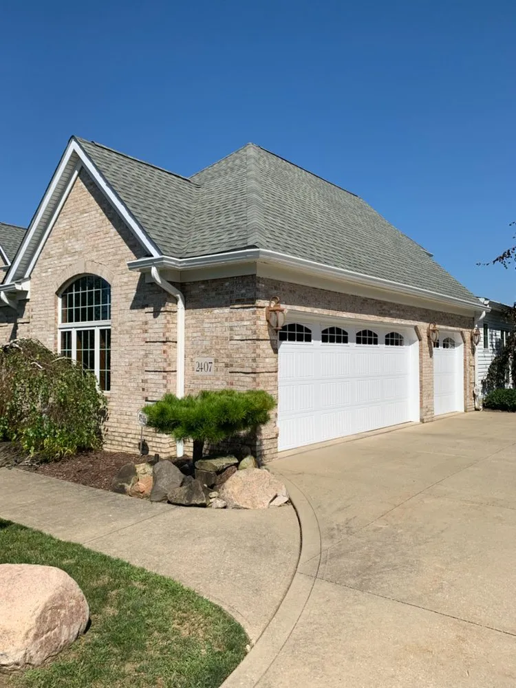 Reliable residential roofing service with free inspection across Linesville, PA - Sherretts Home Improvement