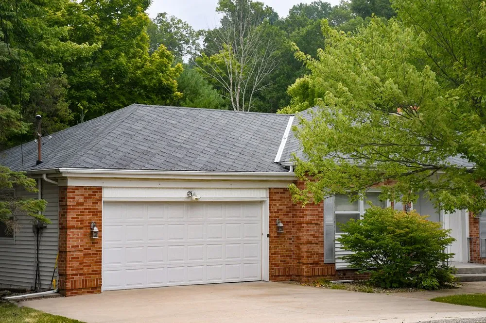 Slide of Sherriff Goslin Roofing