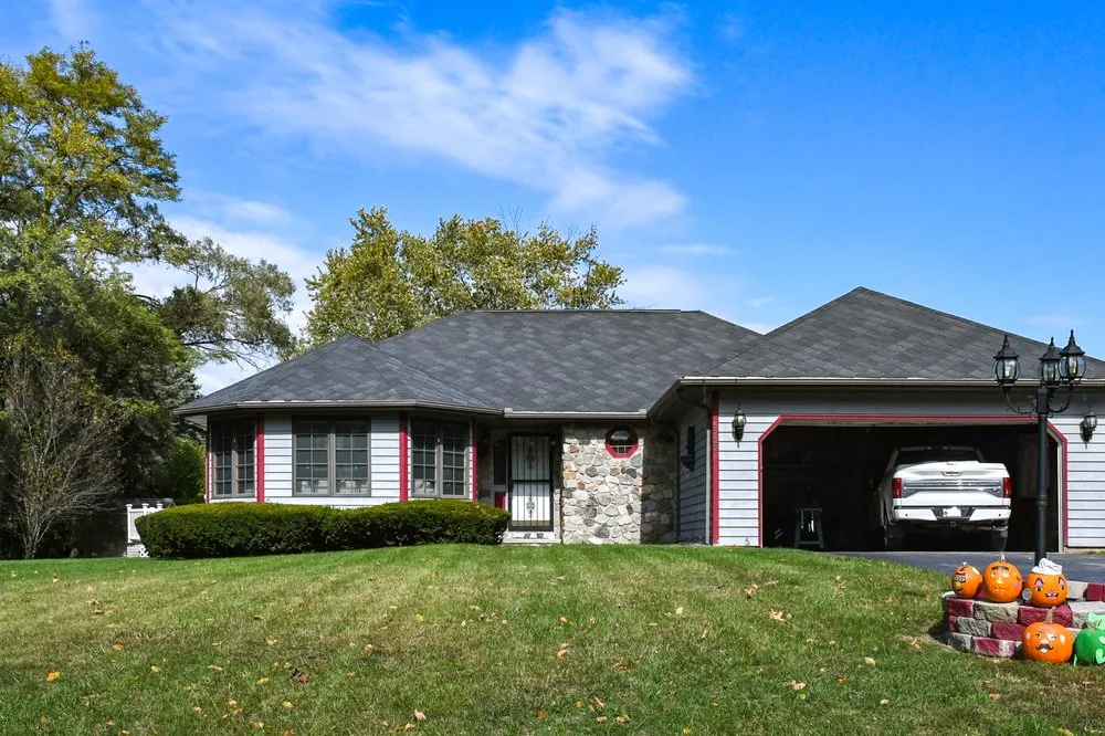 Slide of Sherriff Goslin Roofing Benton Harbor