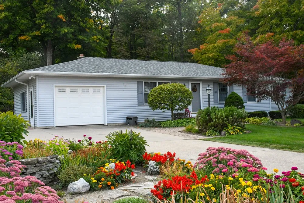 Slide of Sherriff Goslin Roofing Flint