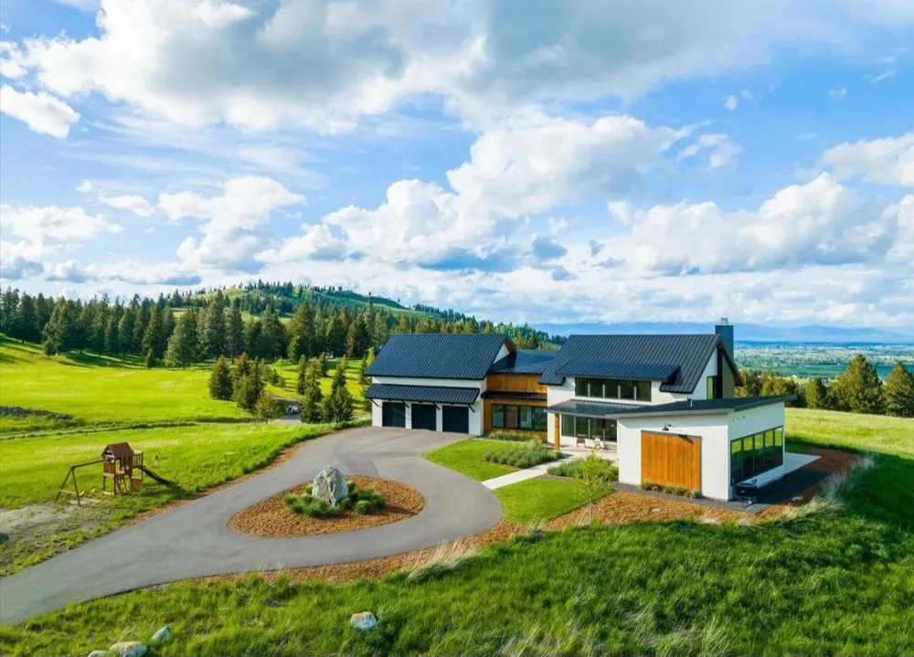 Slide of Shield Crest