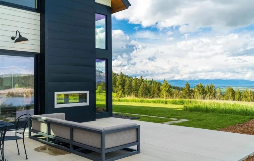 Slide of Shield Crest