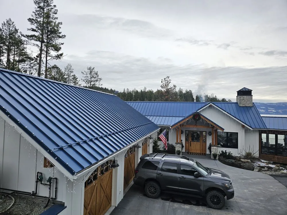 Slide of Shield Crest