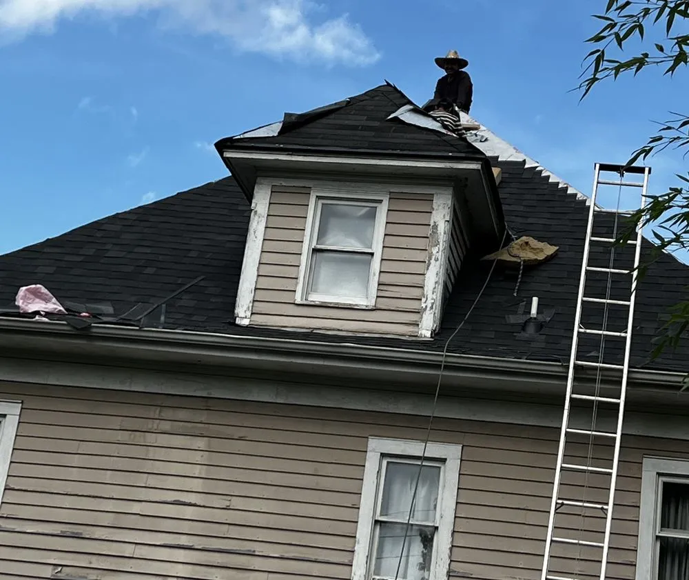 Slide of Shine House Remodeling