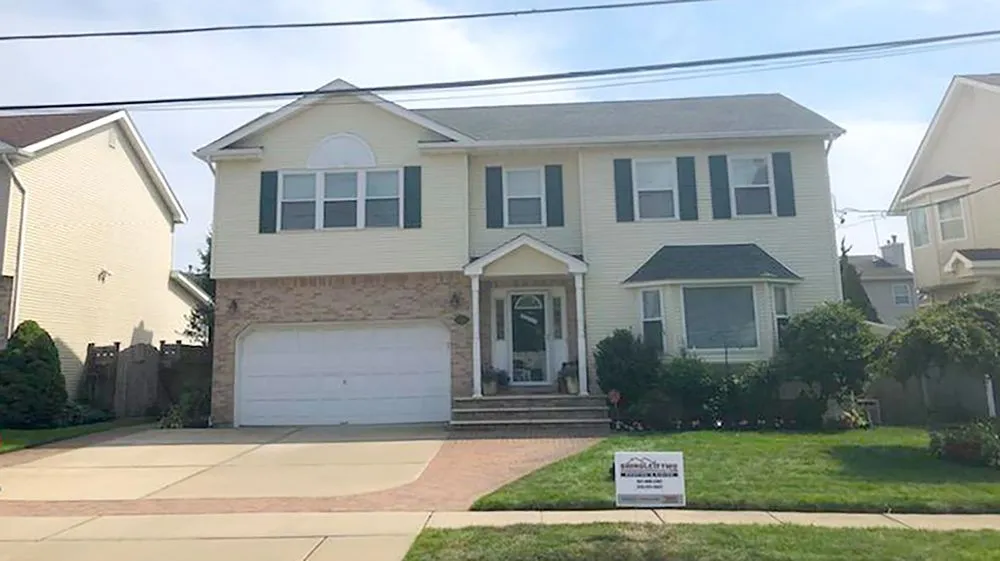 Slide of Shingle It Two