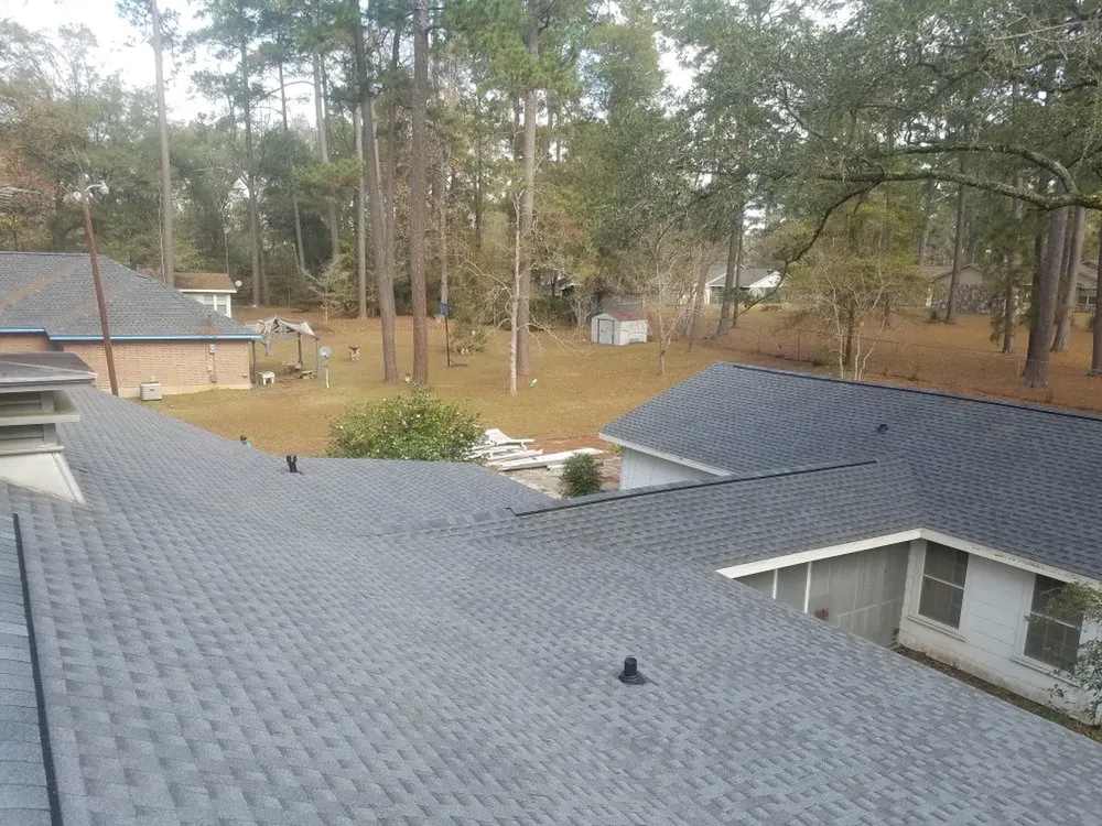 Licensed roof leak repair in Colmesneil, TX by ShingleMasters Roofing