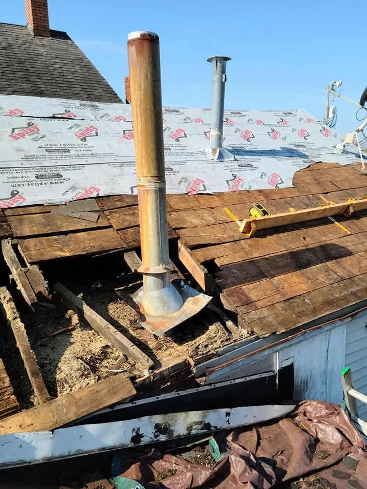 Emergency shingle roofing service in Benton, WI - Shinglers Roofing