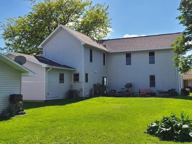 Licensed shingle roofing service in Benton, WI - Shinglers Roofing