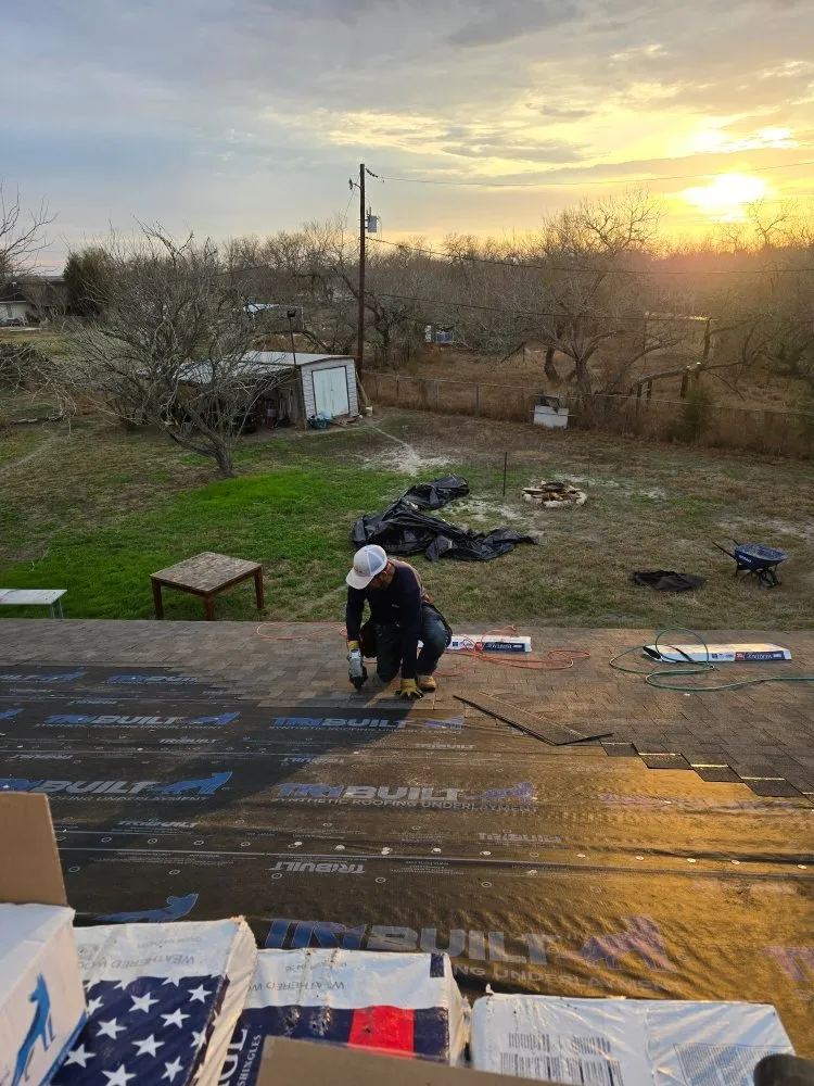 Slide of Shingles Express