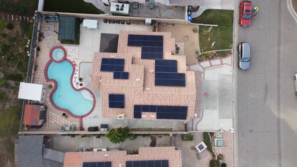 Slide of Shneyder Solar