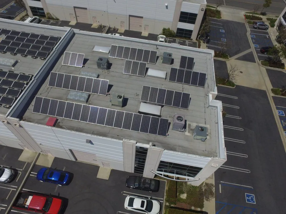 Slide of Shneyder Solar