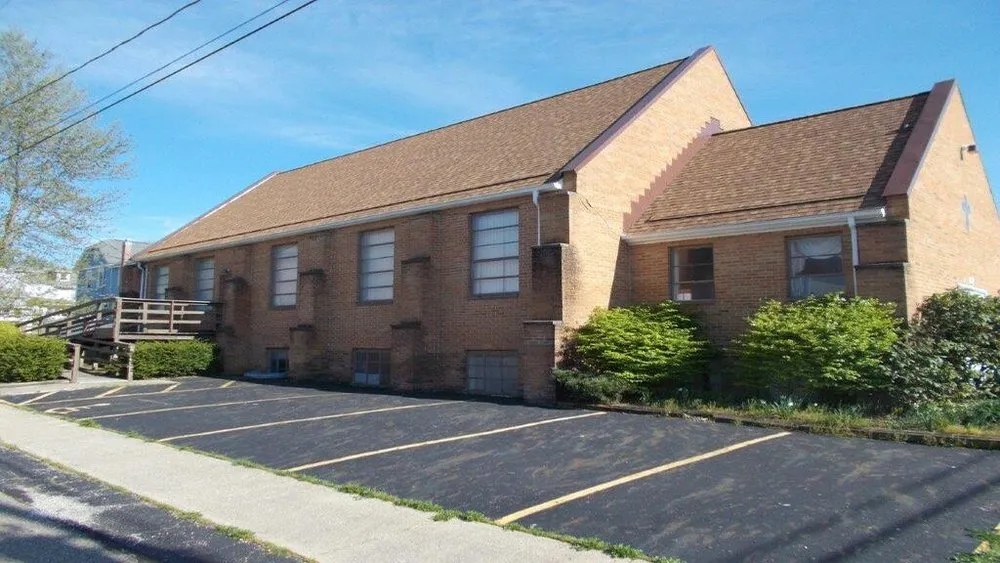 Slide of Shoemaker Roofing