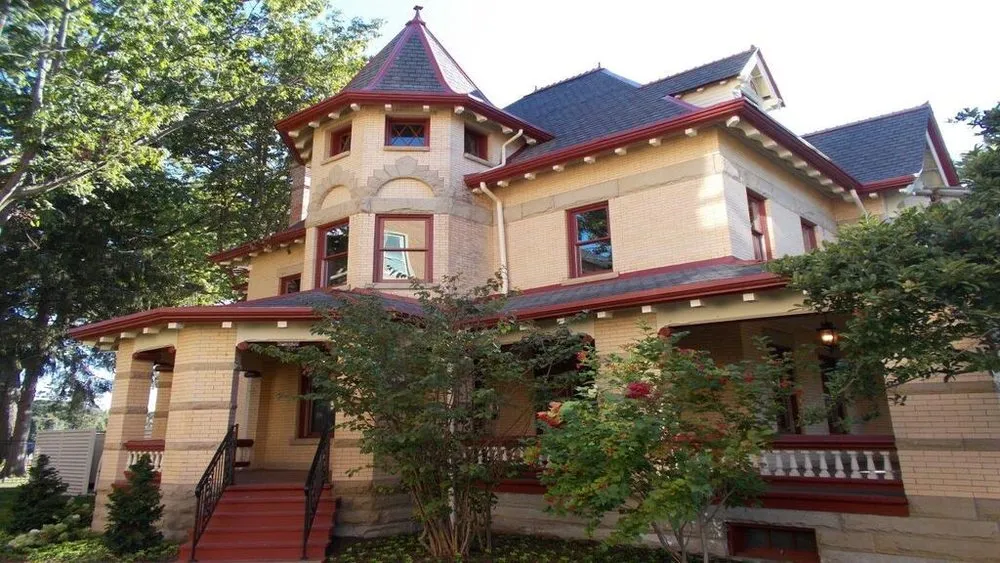 Slide of Shoemaker Roofing