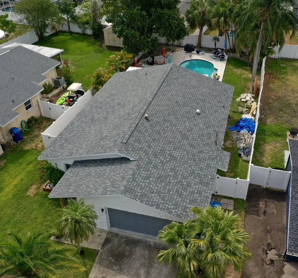 Slide of Shon Boswell Roofing