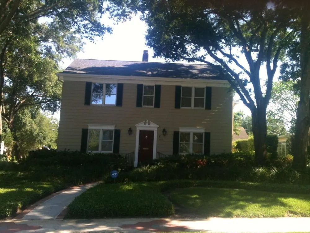 Slide of Shon Boswell Roofing