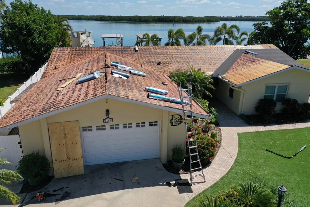 Slide of Shon Boswell Roofing