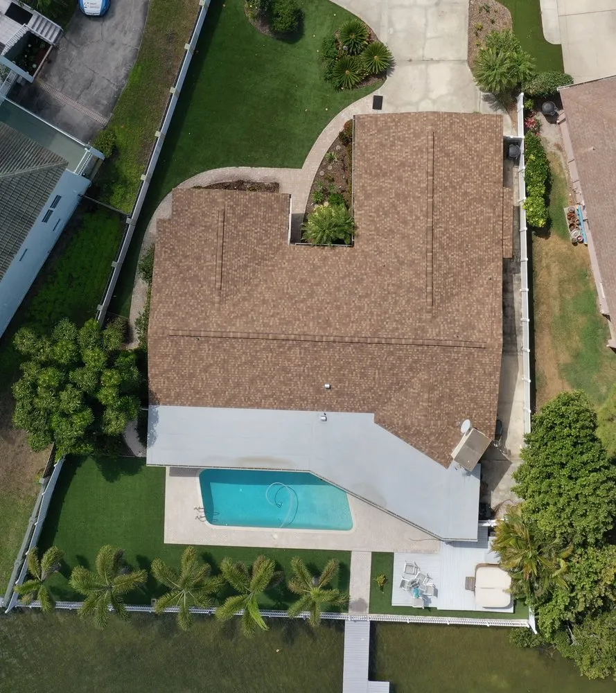 Slide of Shon Boswell Roofing