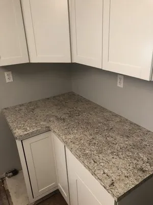 Shore Thing Construction Logo