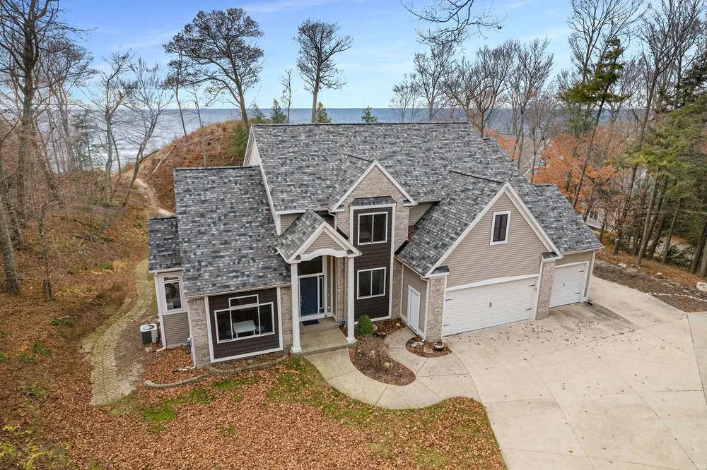 Slide of Shoreline Roofing & Construction