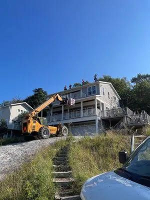 Shoreline Roofing & Construction