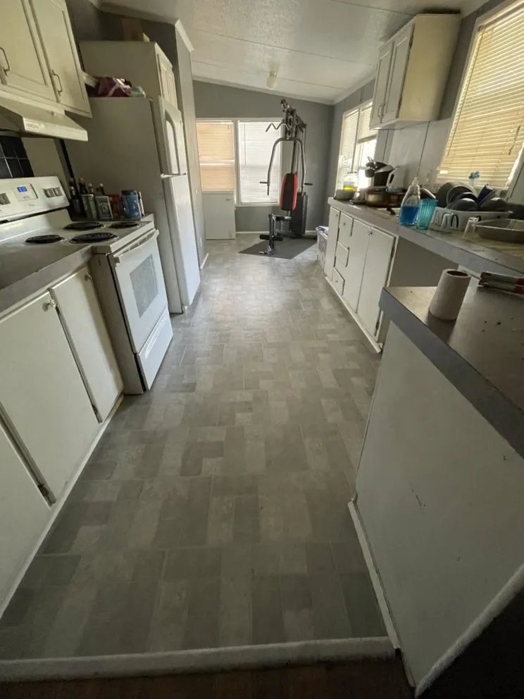 Slide of Shorty's Construction