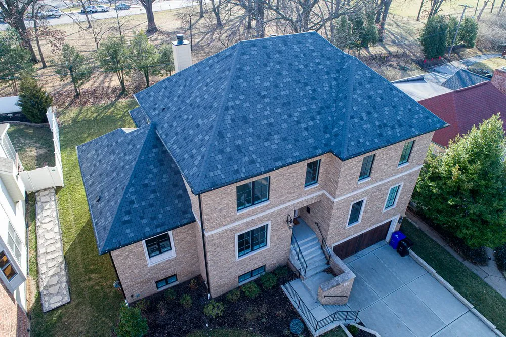Top-rated storm damage roof repair in St. Louis, MO by ShowMe Roofing & Exteriors
