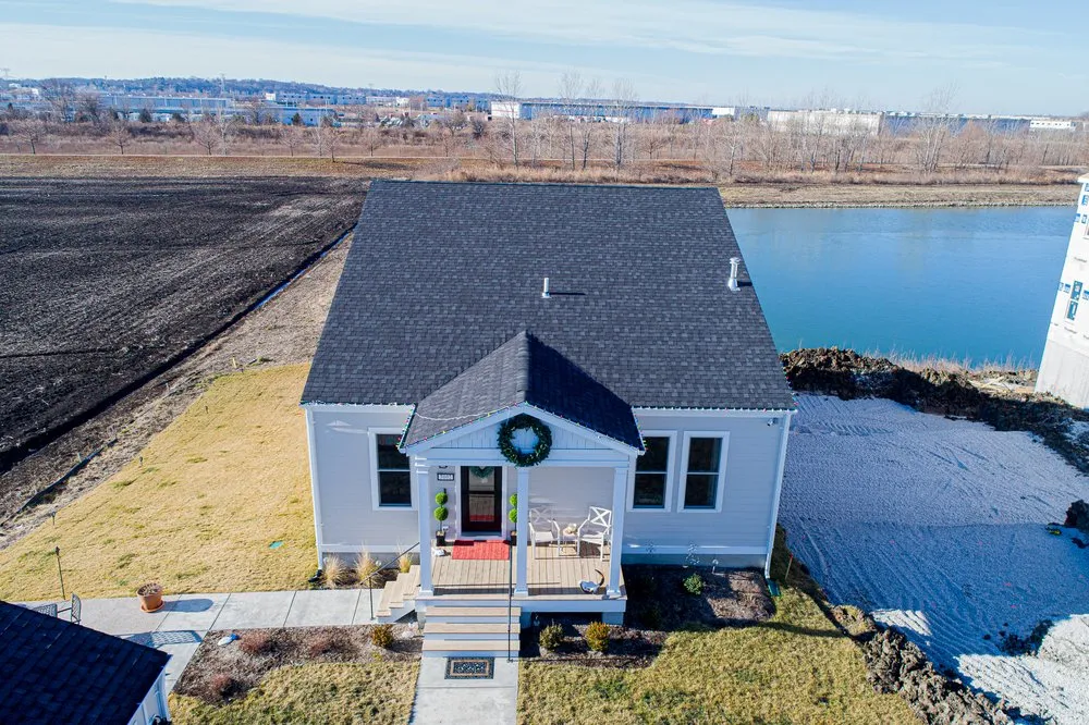 Expert roof repair in St. Louis, MO - ShowMe Roofing & Exteriors