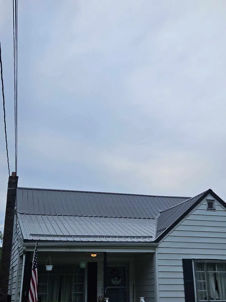 Licensed flat roof repair in Weedville, PA - Shrubb's Customs