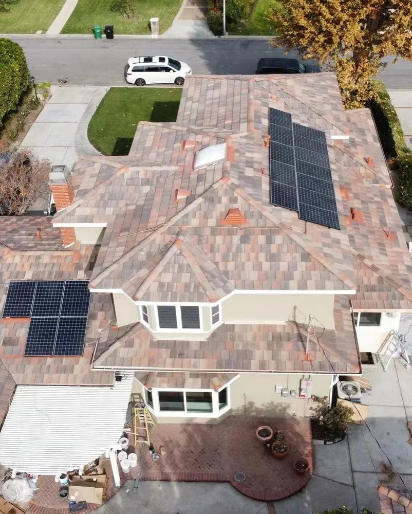 Slide of Shunde Roofing