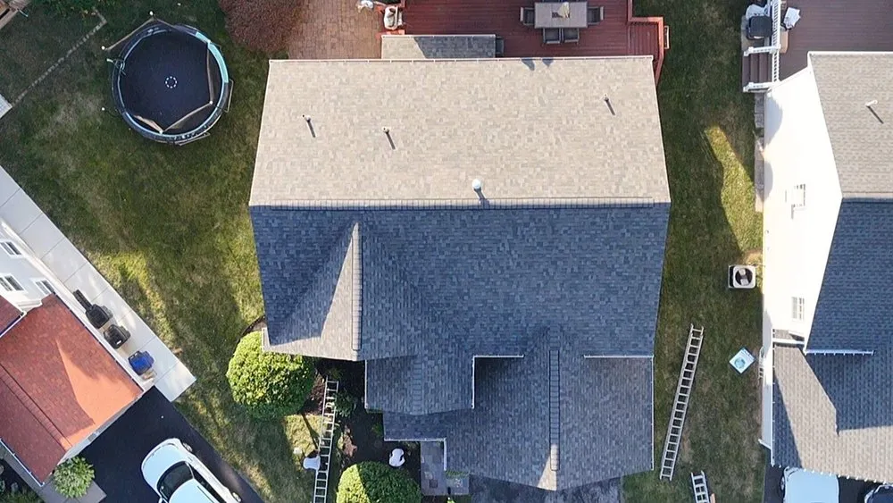 Slide of S&I Exteriors