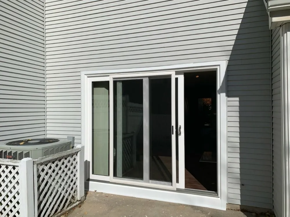 Emergency roof leak repair experts serving Ewing Township, NJ - Siding & Windows Wizards
