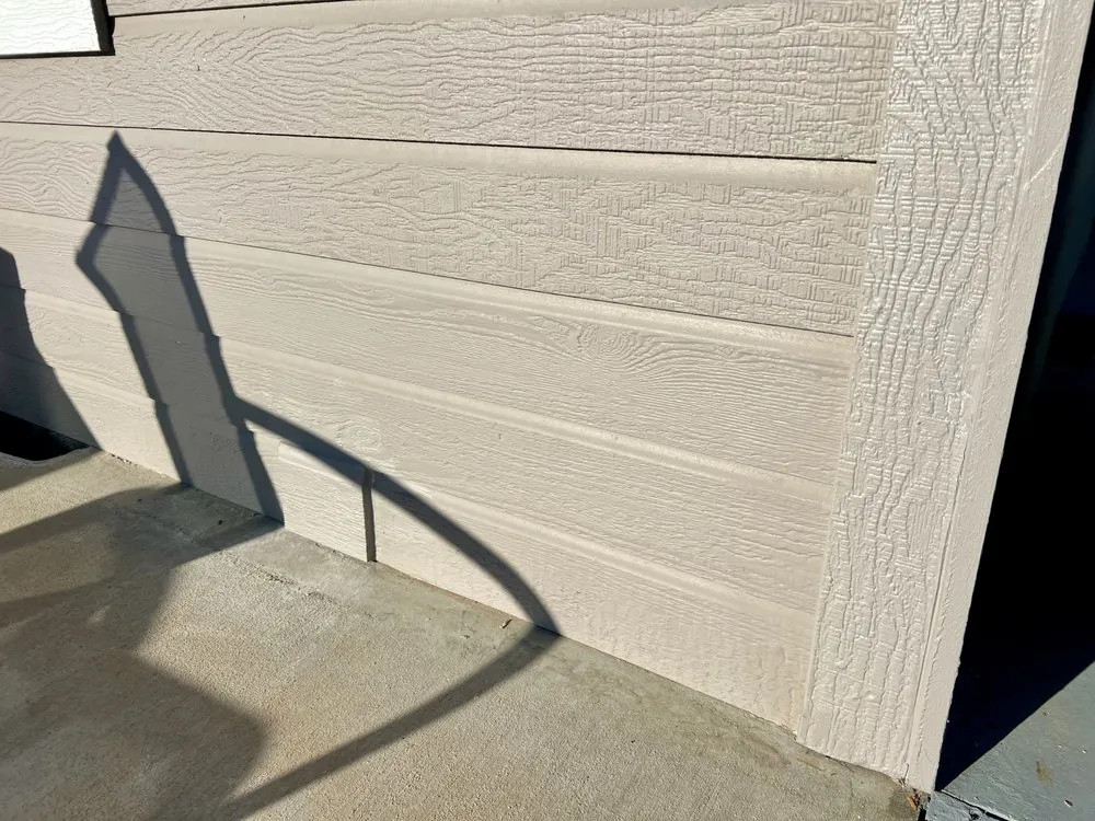 Slide of Siding Pros Of Idaho