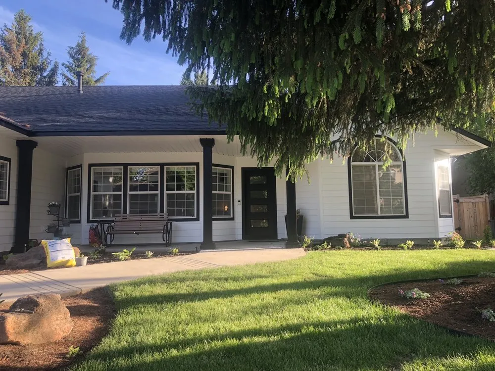 Slide of Siding Pros Of Idaho