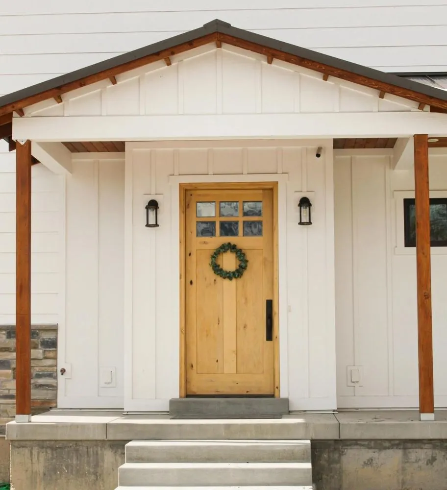 Slide of Siding Solutions and Construction