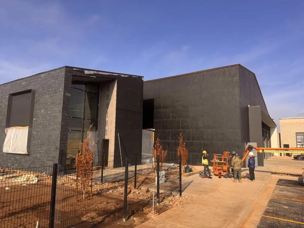 Slide of Siding Solutions and Construction