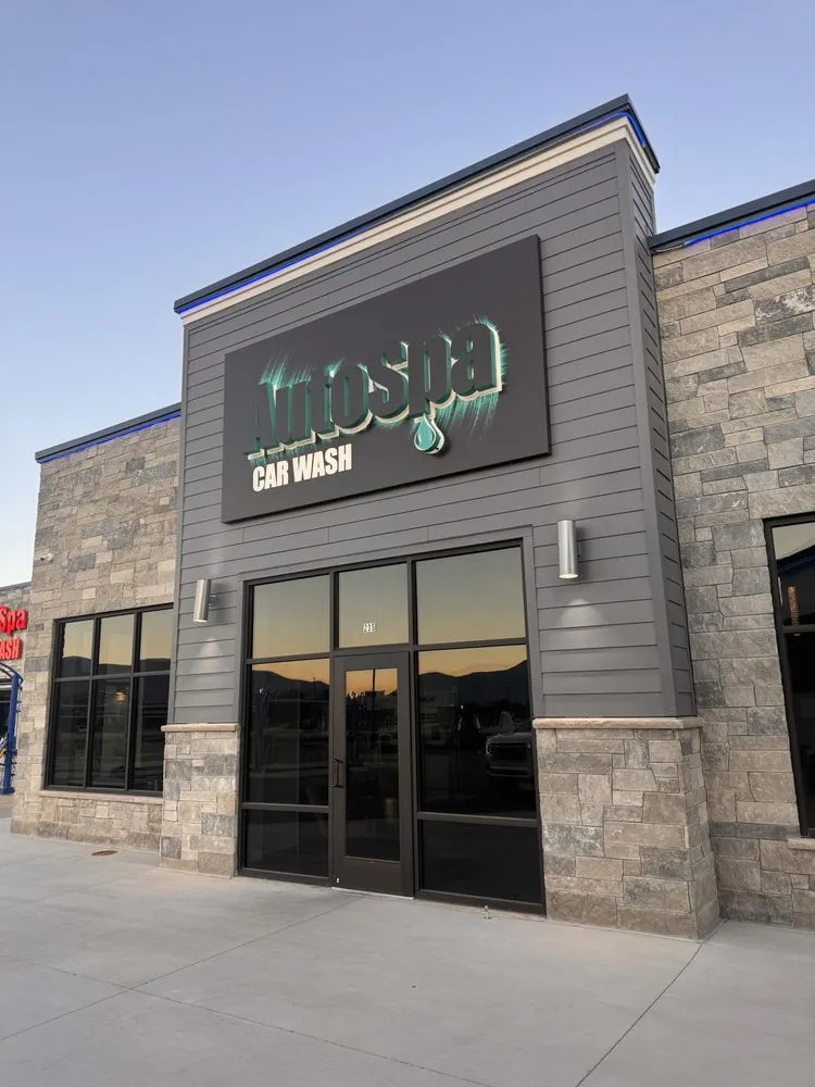 Slide of Siding Solutions and Construction