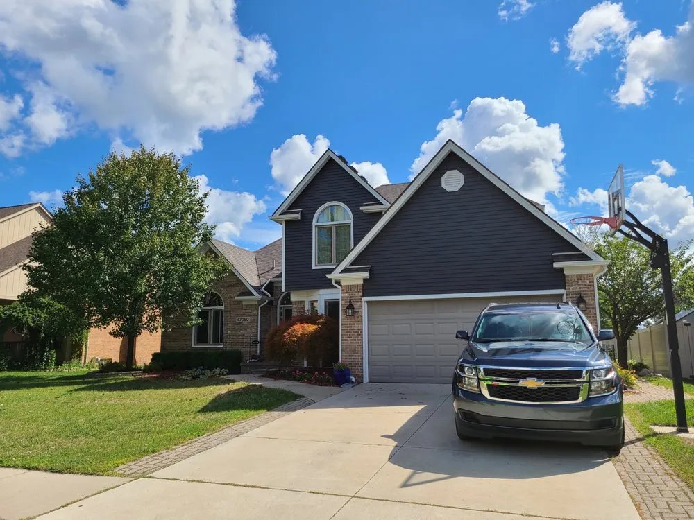 Slide of Siding Unlimited