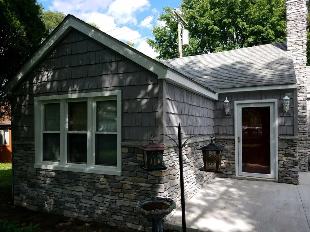 Slide of Siding Unlimited