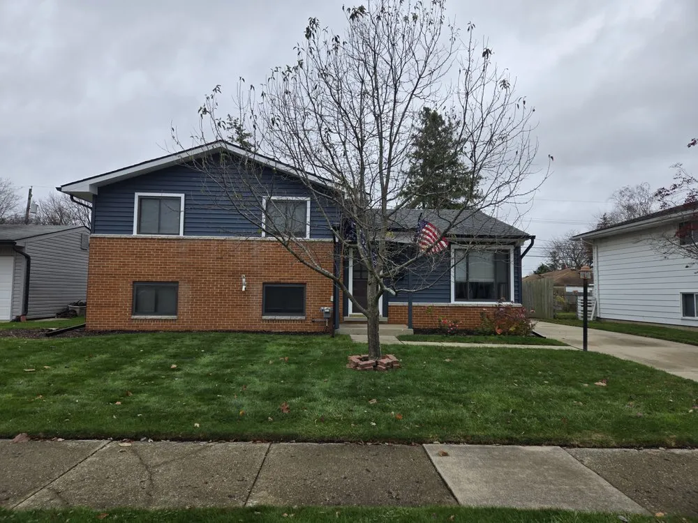 Slide of Siding Unlimited