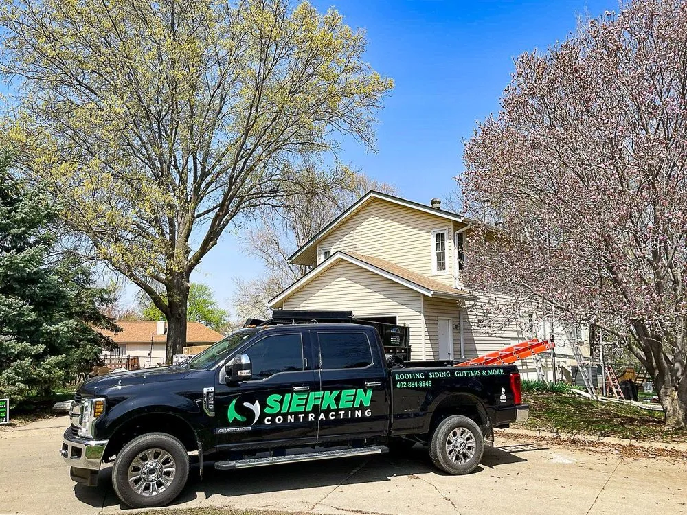 Slide of Siefken Contracting