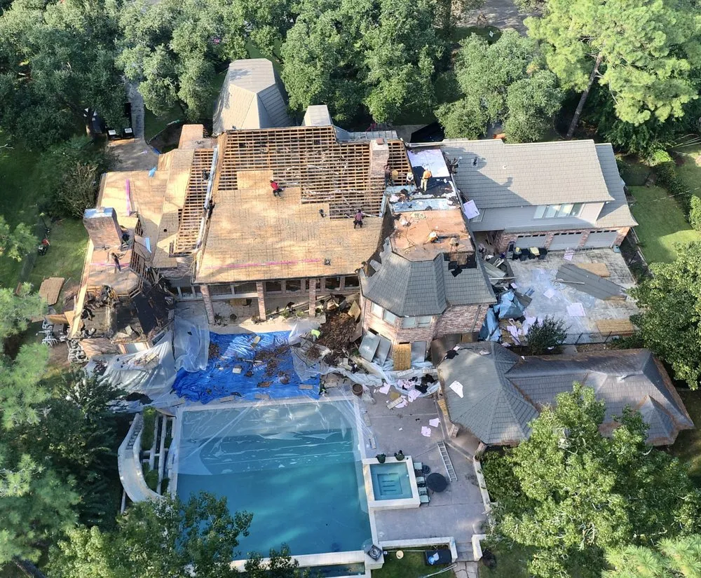 Slide of Sienna Roofing & Solar