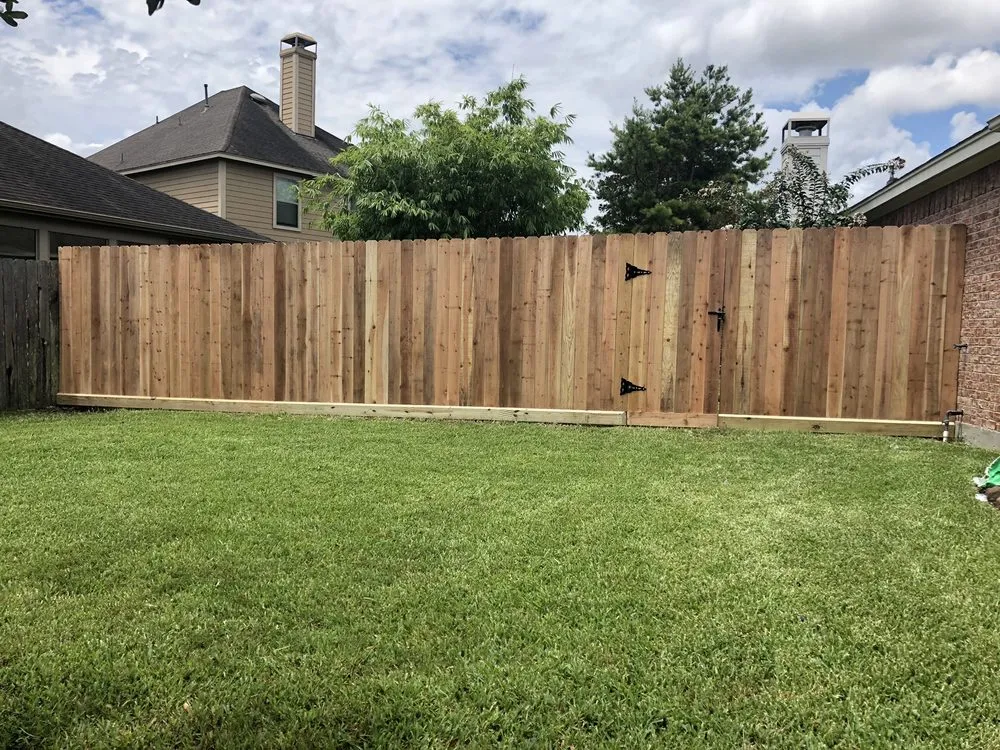 Slide of Sierra Madre Fence